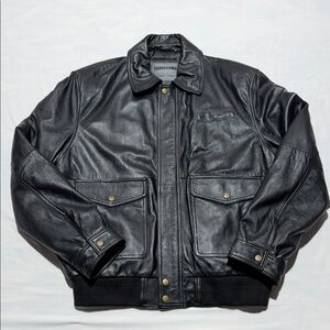 Men’s Tomahawk Garment Black Leather Bomber Jacket Size Large